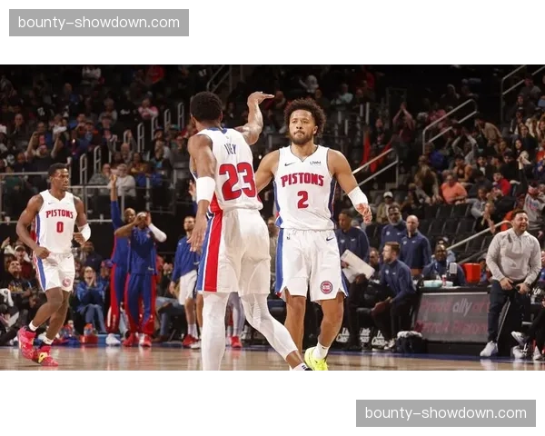 坎宁安领衔活塞异军突起，攻防效率均列联盟前列